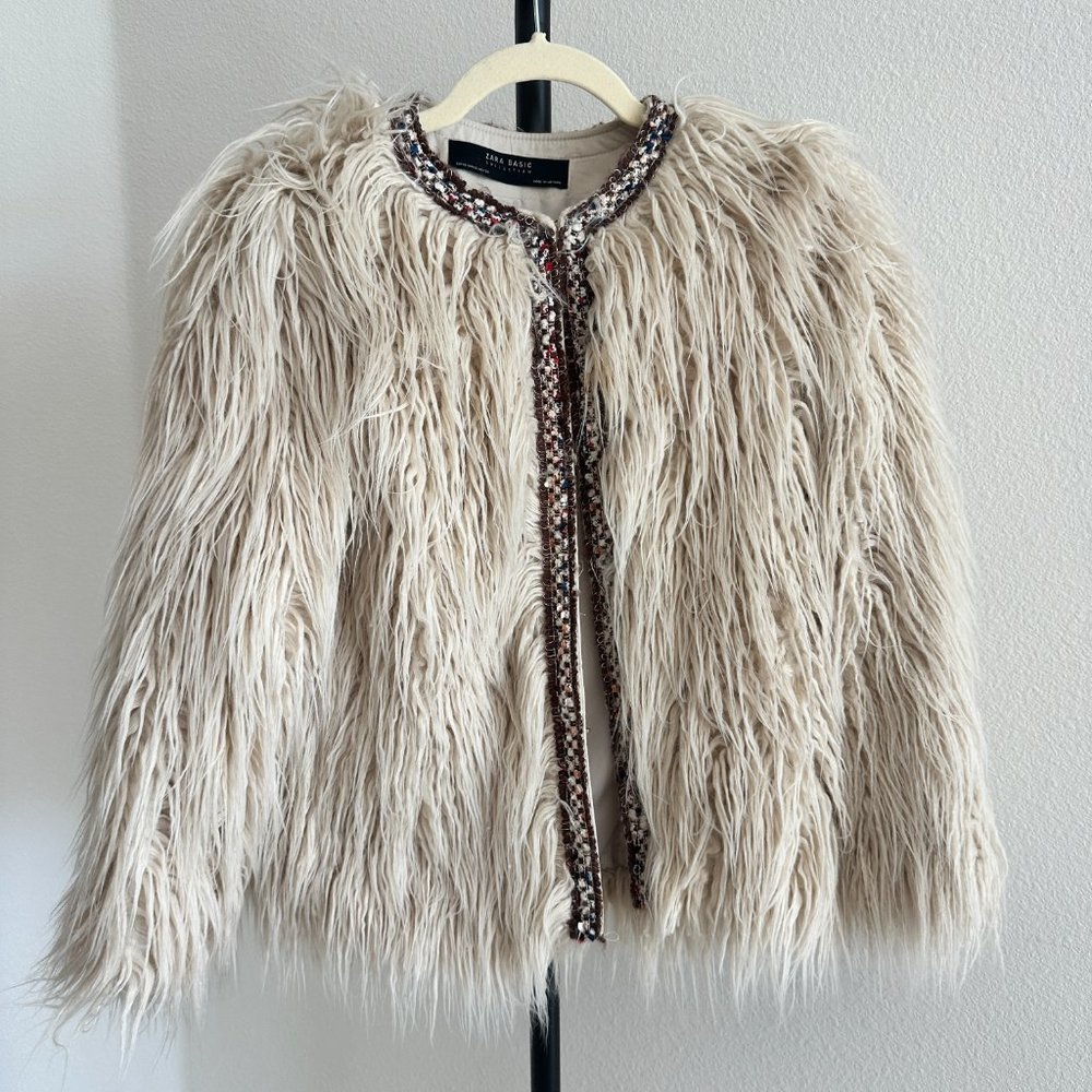Zara Shaggy Faux Fur jacket Womens X-small Ivory